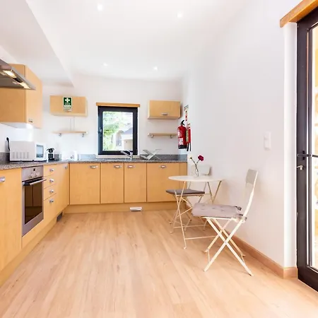 Seaview - Estrela Da Luz**** *